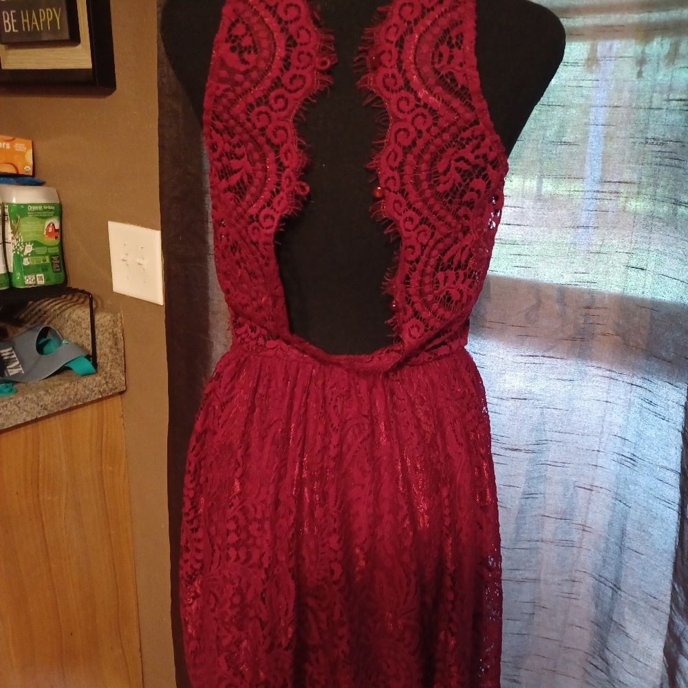 Dress - Picture 4 of 7